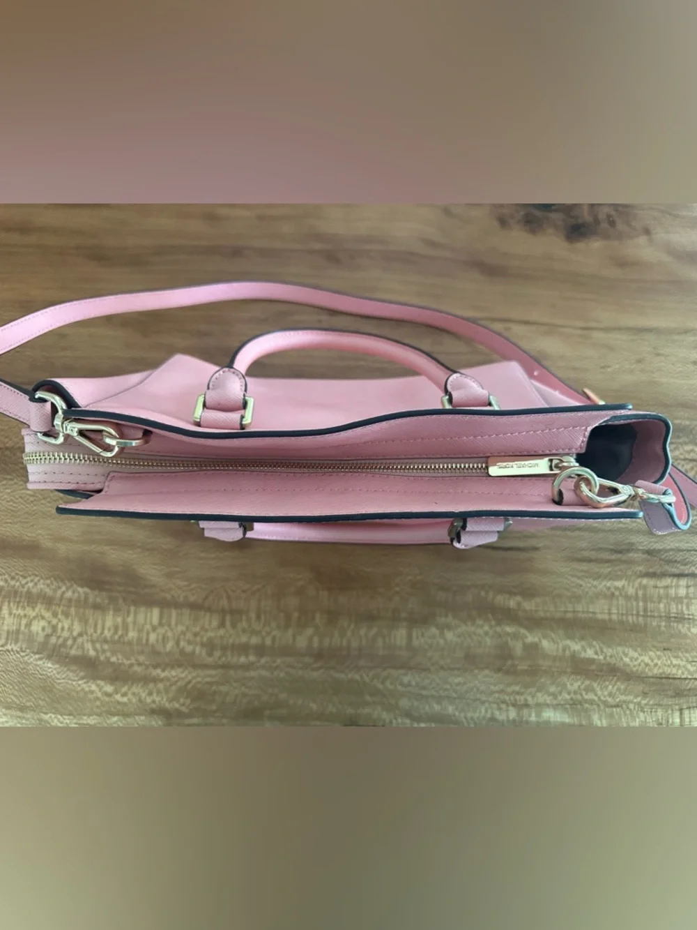 NWOT Michael Kors Pink Saffiano Tote with Gold Hardware - Picture 4 of 10